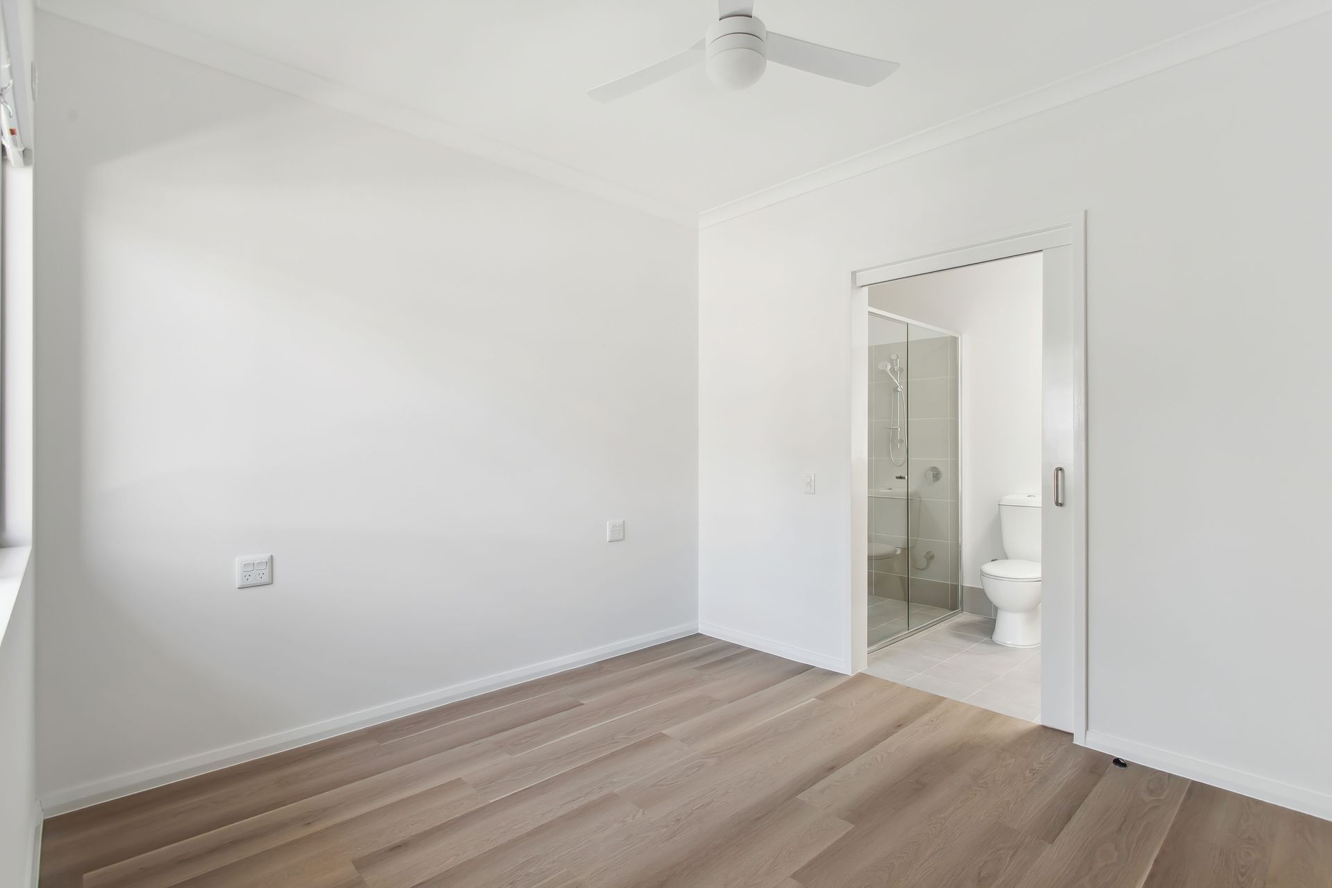 1×1 & 2×2 Accessible Villas – Midland — Home image 20