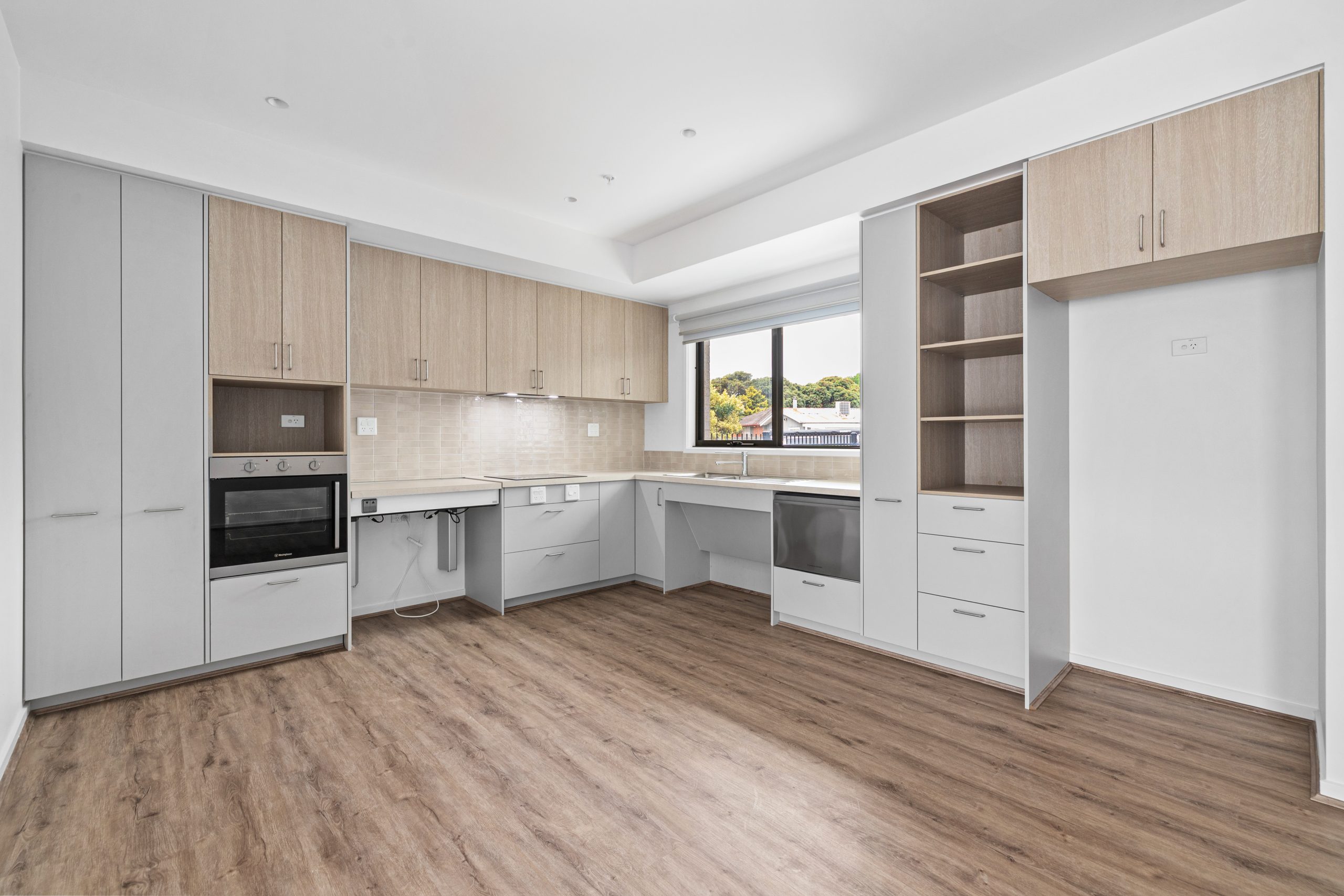 The Crescent, Rosebud — Home image 2