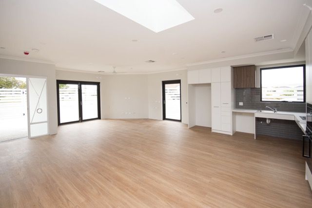 2 Bedroom Shared Home, Shoalwater — Home image 7