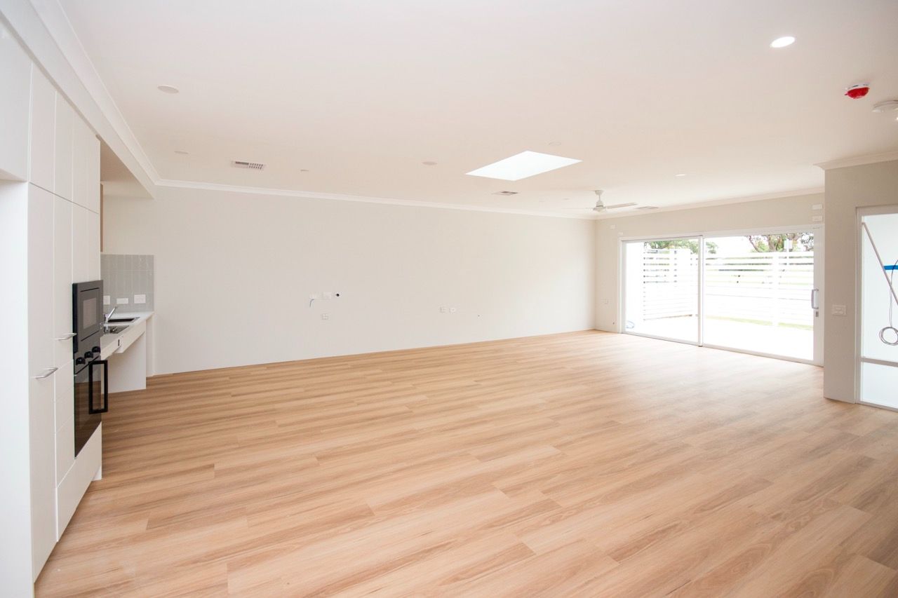 2 Bedroom Shared Home, Shoalwater — Home image 10