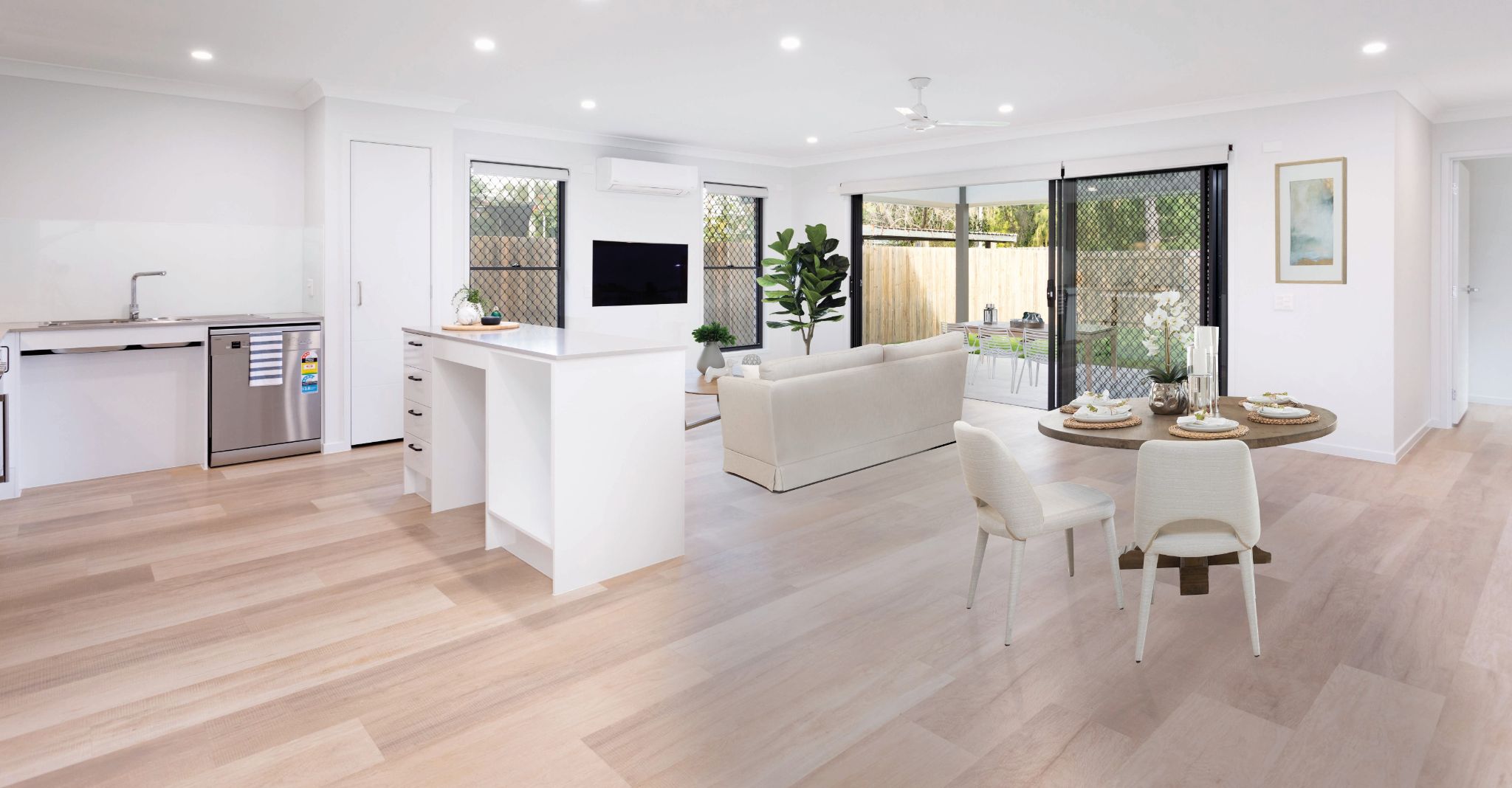 BRAND NEW 3 Bed + OOA in COOMERA — Home image 5