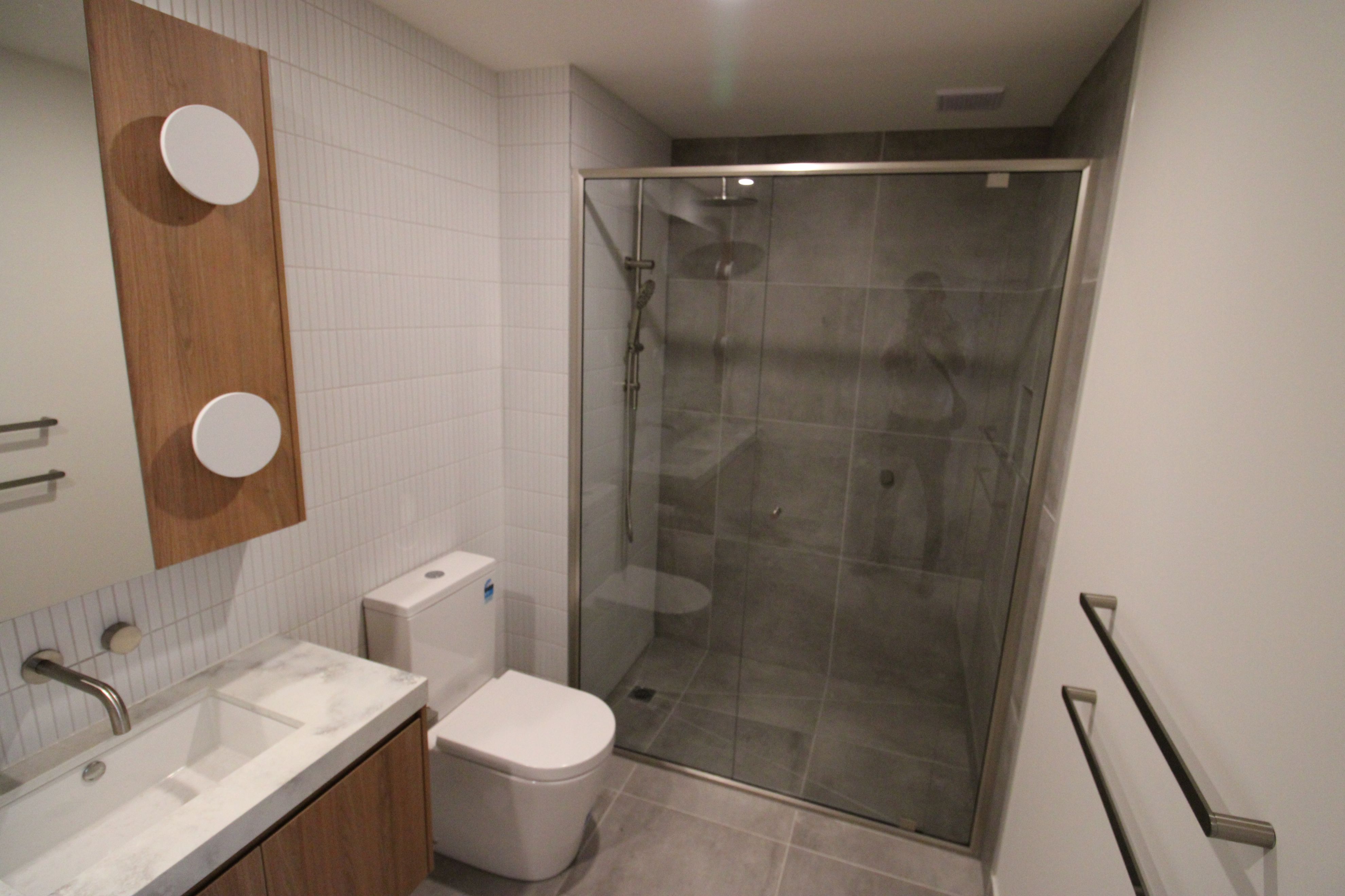 West Melbourne HPS 1:1 Apartments — Home image 4