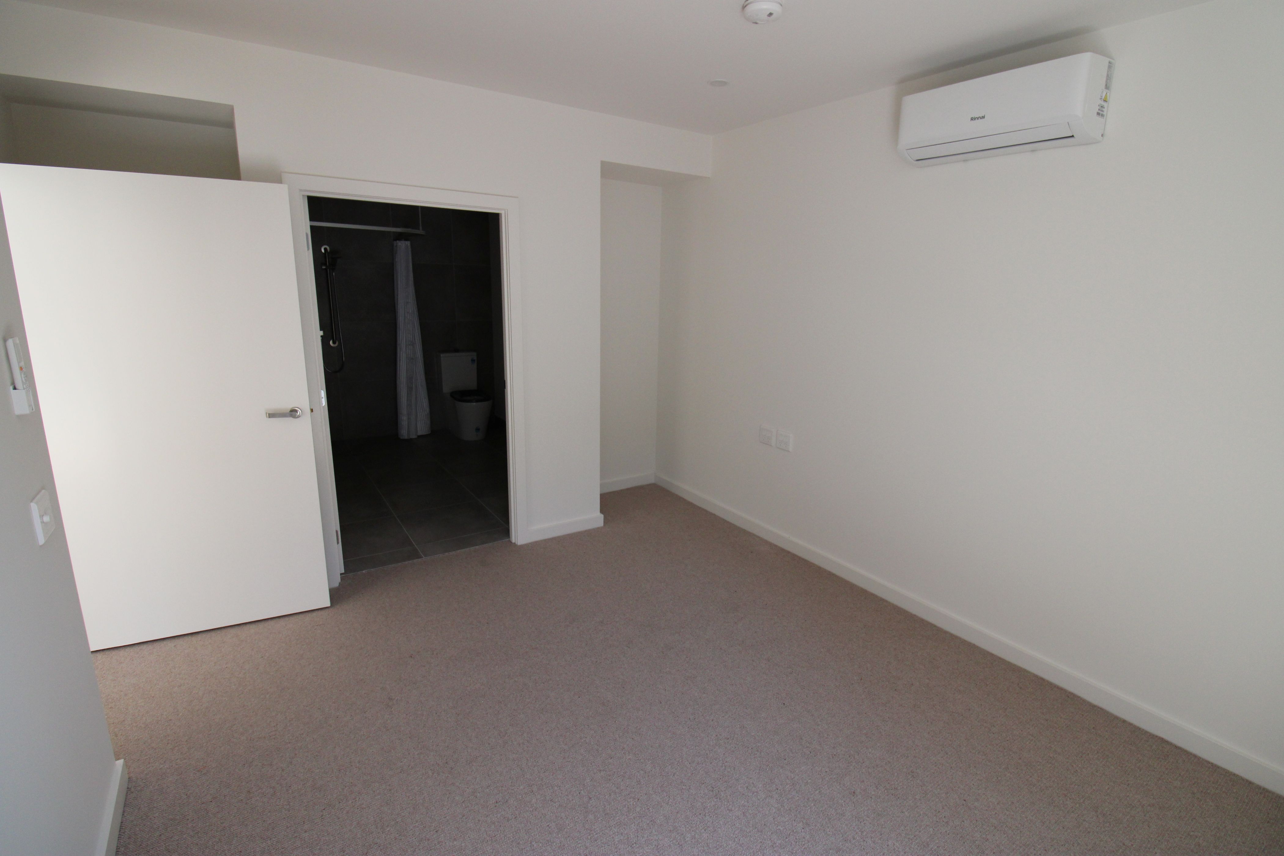 West Melbourne HPS 1:1 Apartments — Home image 5