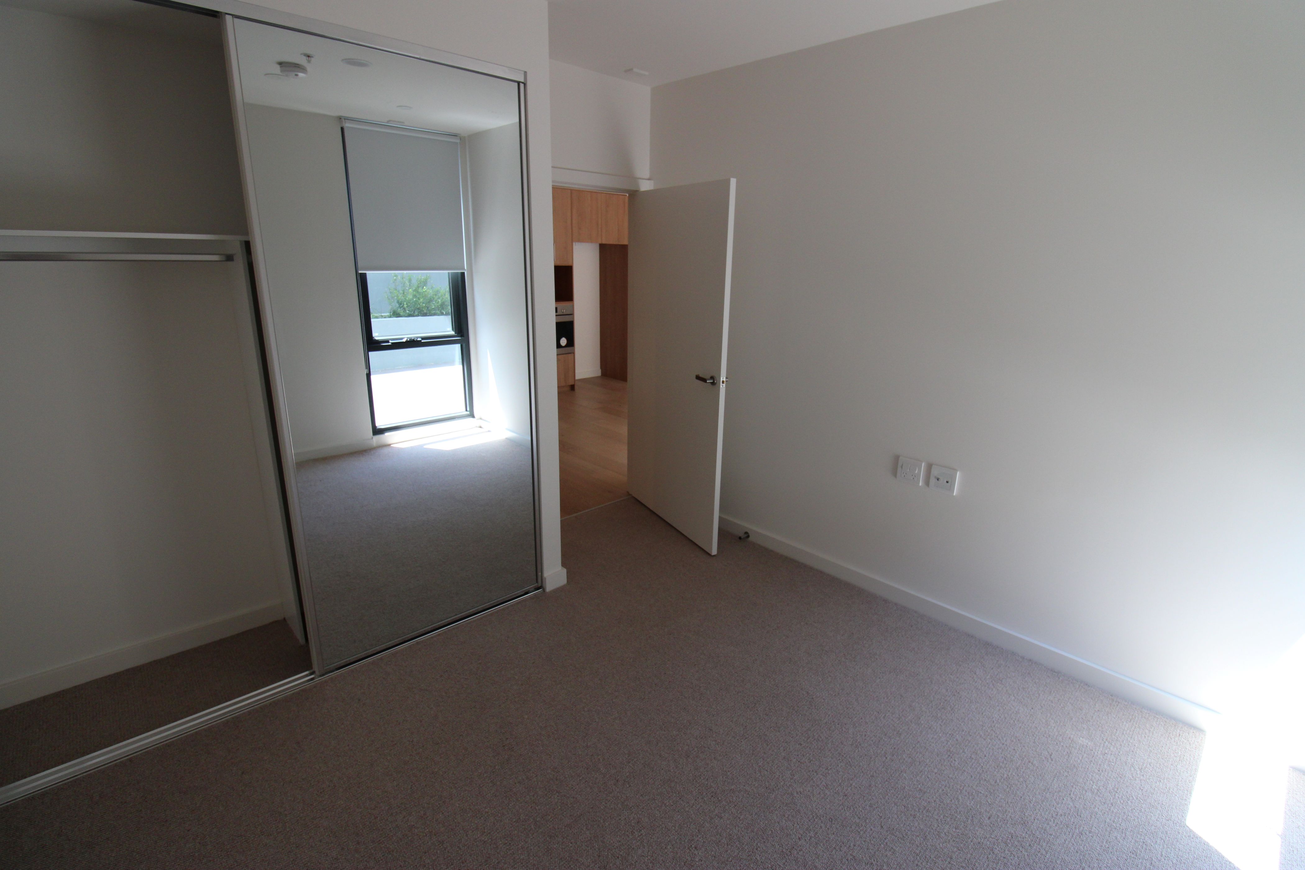 West Melbourne HPS 1:1 Apartments — Home image 7