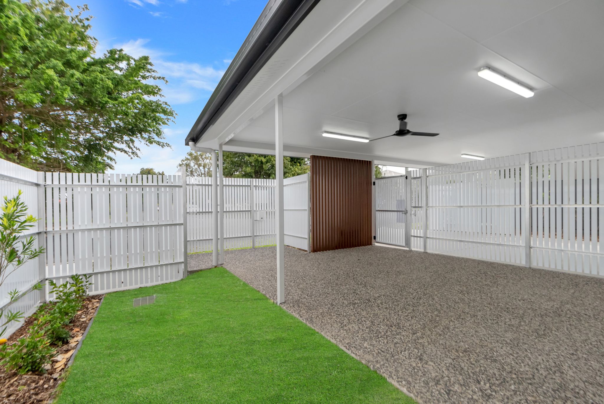 Brand New SDA house in White Rock (HPS) — Home image 4