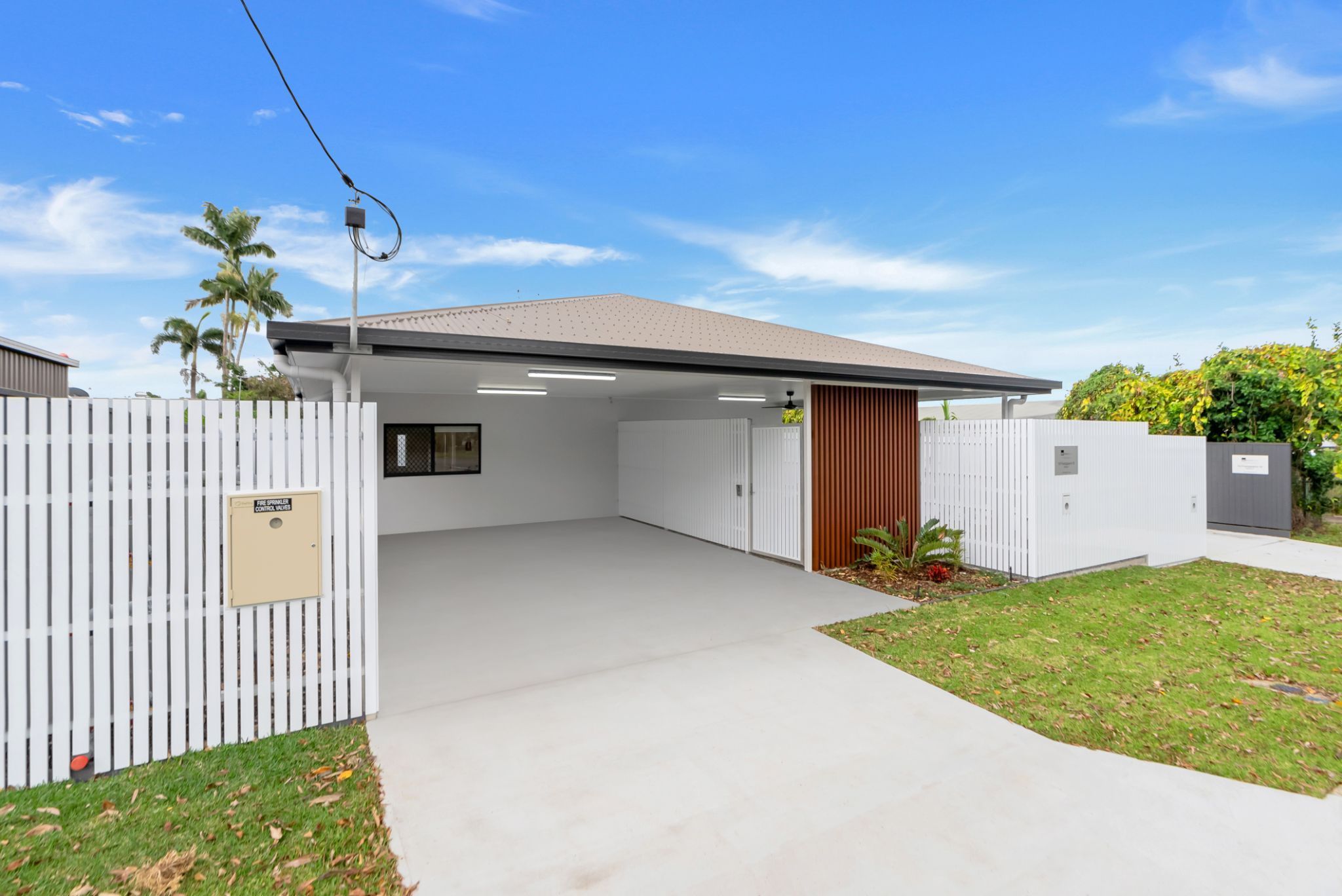 Brand New SDA house in White Rock (HPS) — Home image 5