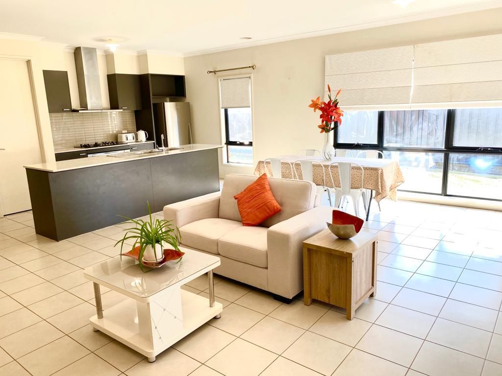 Stunning Cranbourne North Property- ONLY 1 Vacancy Left! (Two 45+ Aged Female Residents) SIL/MTA/STA — Home image 6