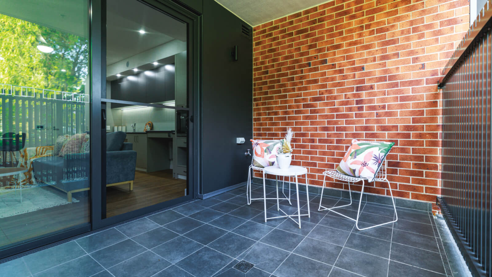Rare Opportunity in Liverpool, Western Sydney - Live Independently, With the Option for a Couple to Share this Home — Home image 8