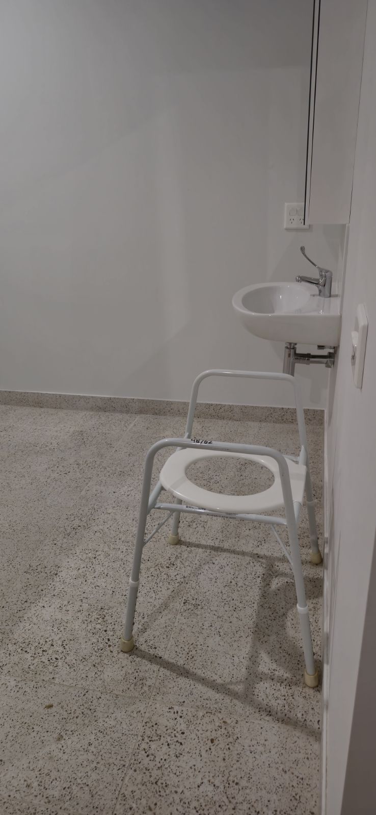 Accessible SIL Accommodation with One Vacant Room in Armstrong Creek, VIC — Home image 9