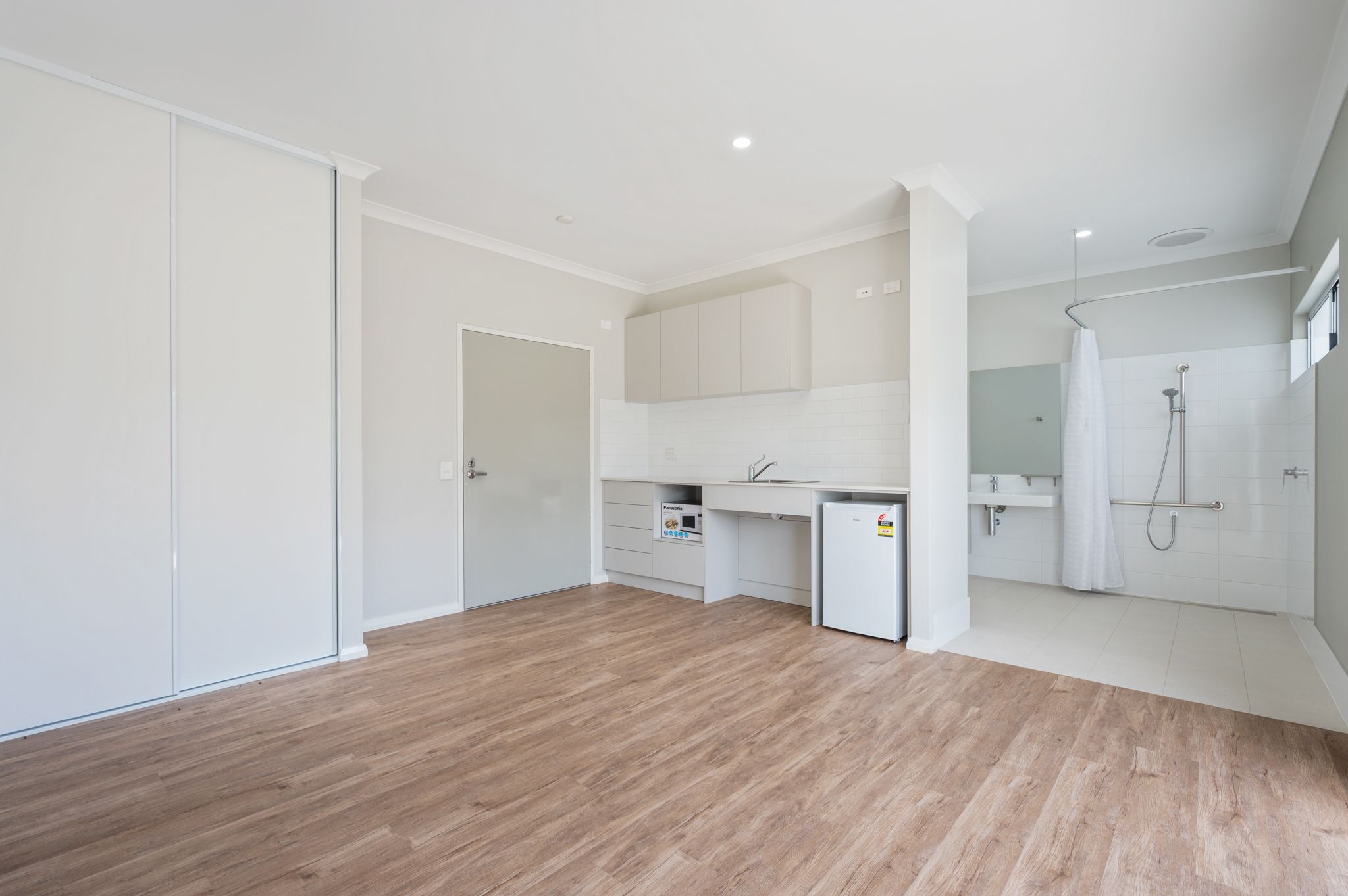 2 SDA (High Physical Support) Rooms + OOA, in Dalyellup Beach — Home image 9