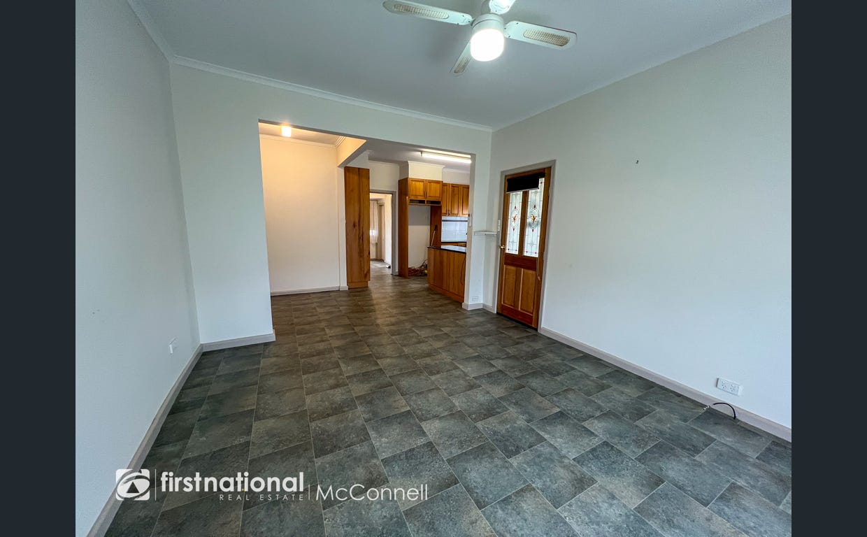 SIL HOUSE in Kyabram CBD — Home image 4