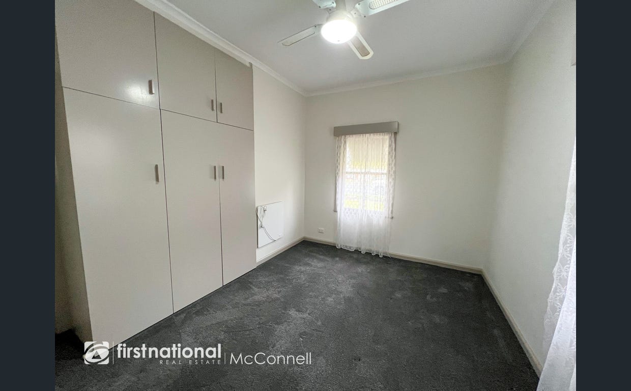 SIL HOUSE in Kyabram CBD — Home image 5