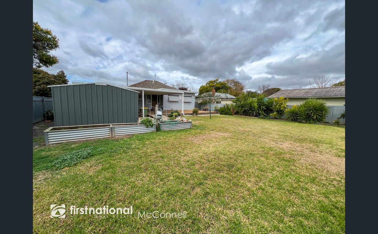 SIL HOUSE in Kyabram CBD — Home image 11