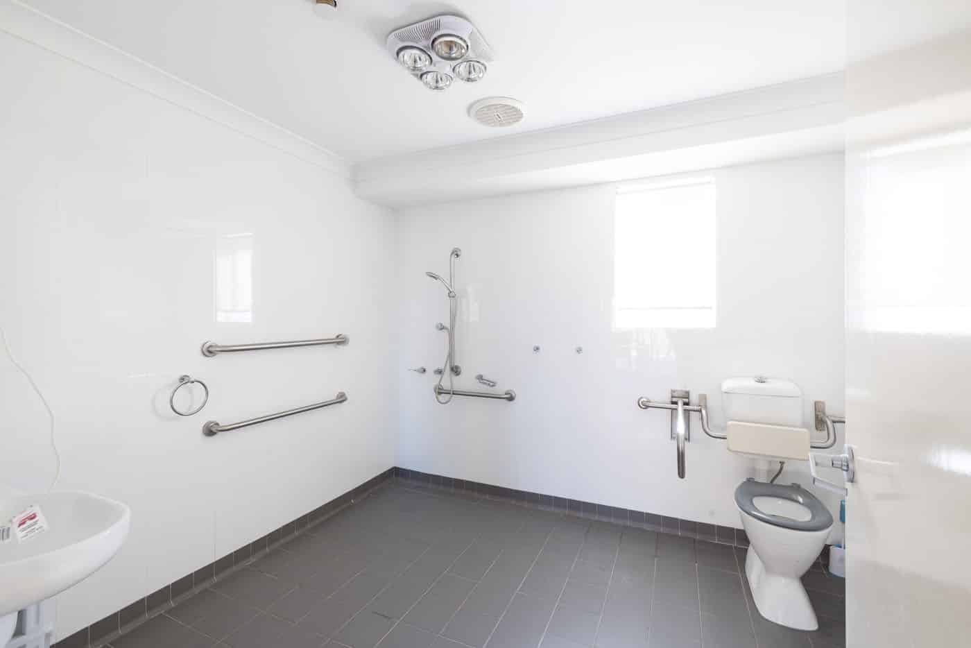 Comfortable home, close to the community and amenities in Eagle Vale — Home image 3