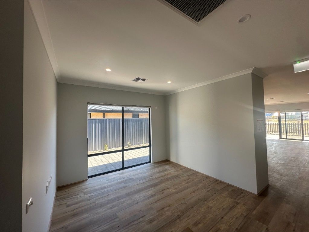 3 BR High Physical Support House with 2 Living Areas – Meadow Springs — Home image 6