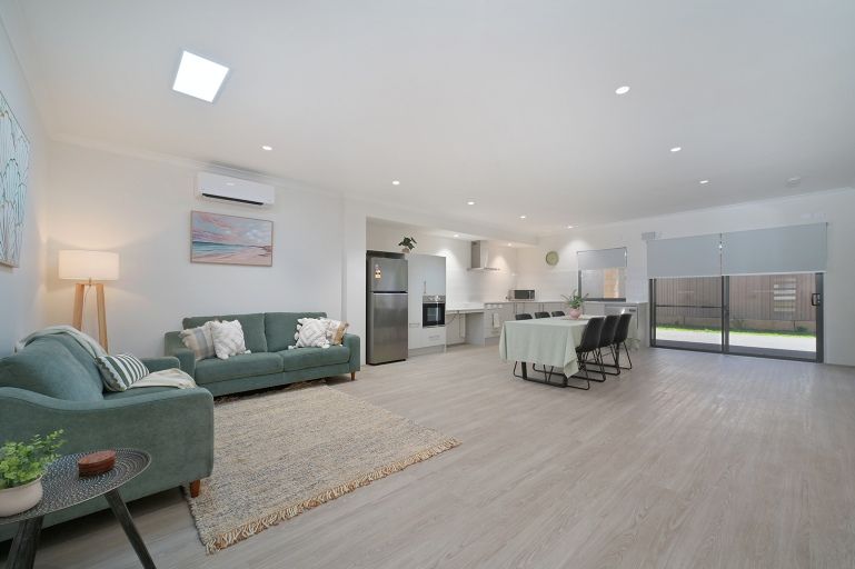 BALDIVIS - 2 Bed HPS Home - AVAILABLE NOW — Home image 3