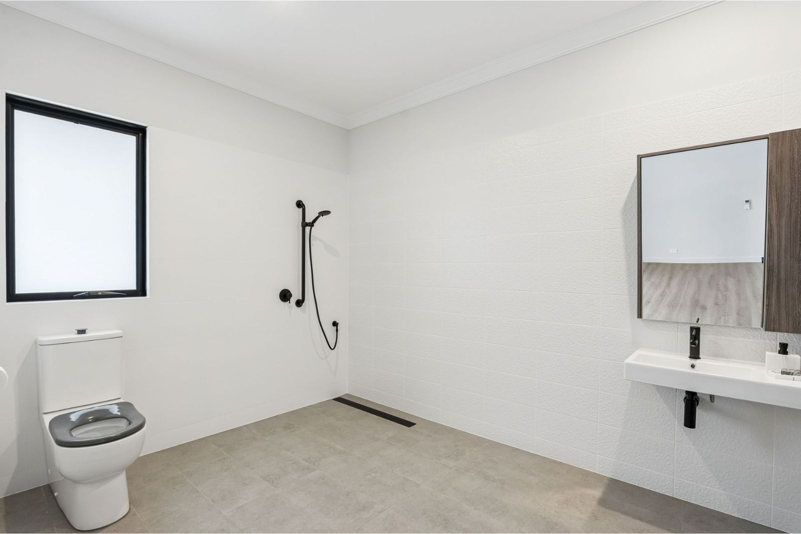 Private Bedroom With Ensuite and Verandah In Luxury Shared Home Disability Accommodation — Home image 20