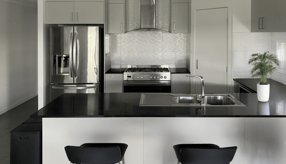 SIL Vacancy - Master Bedroom Available: Sunshine Coast (Nirimba, QLD) — Home image 4
