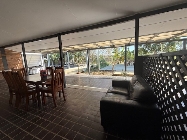 Spacious lifestyle with Supported Independent Living in sought after Norman Gardens — Home image 8