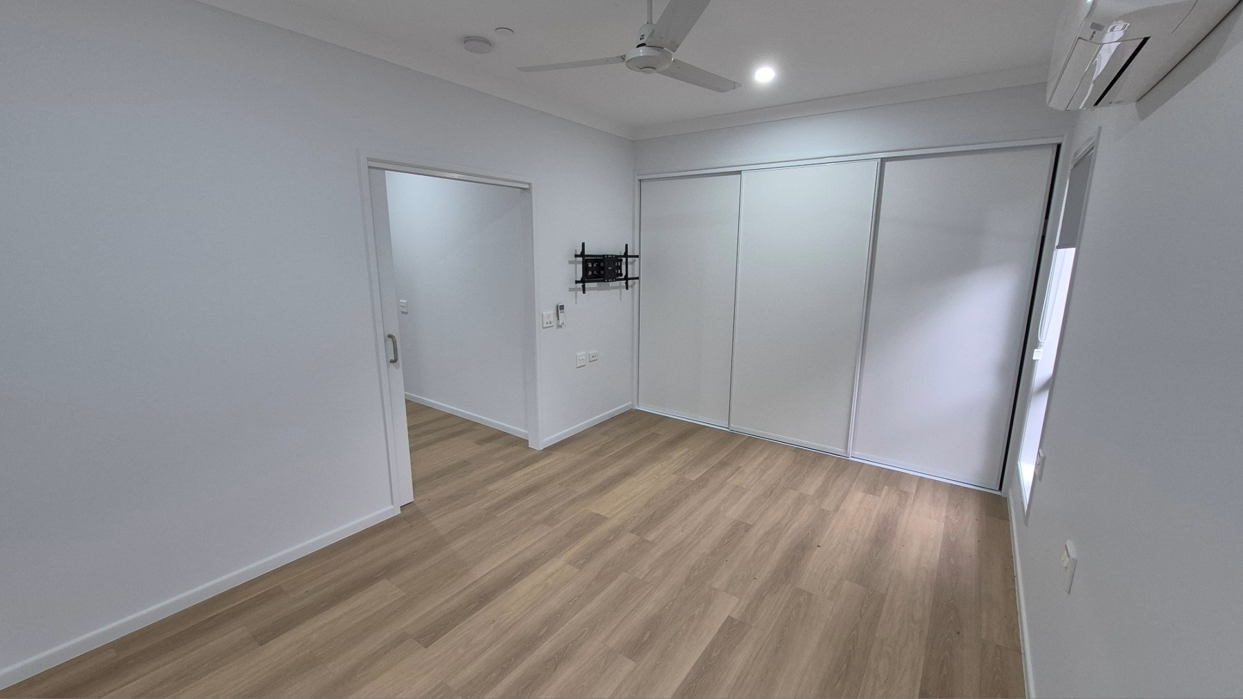 SDA HPS 2 Bedroom House plus OOA Glenella, Qld | 261 — Home image 6