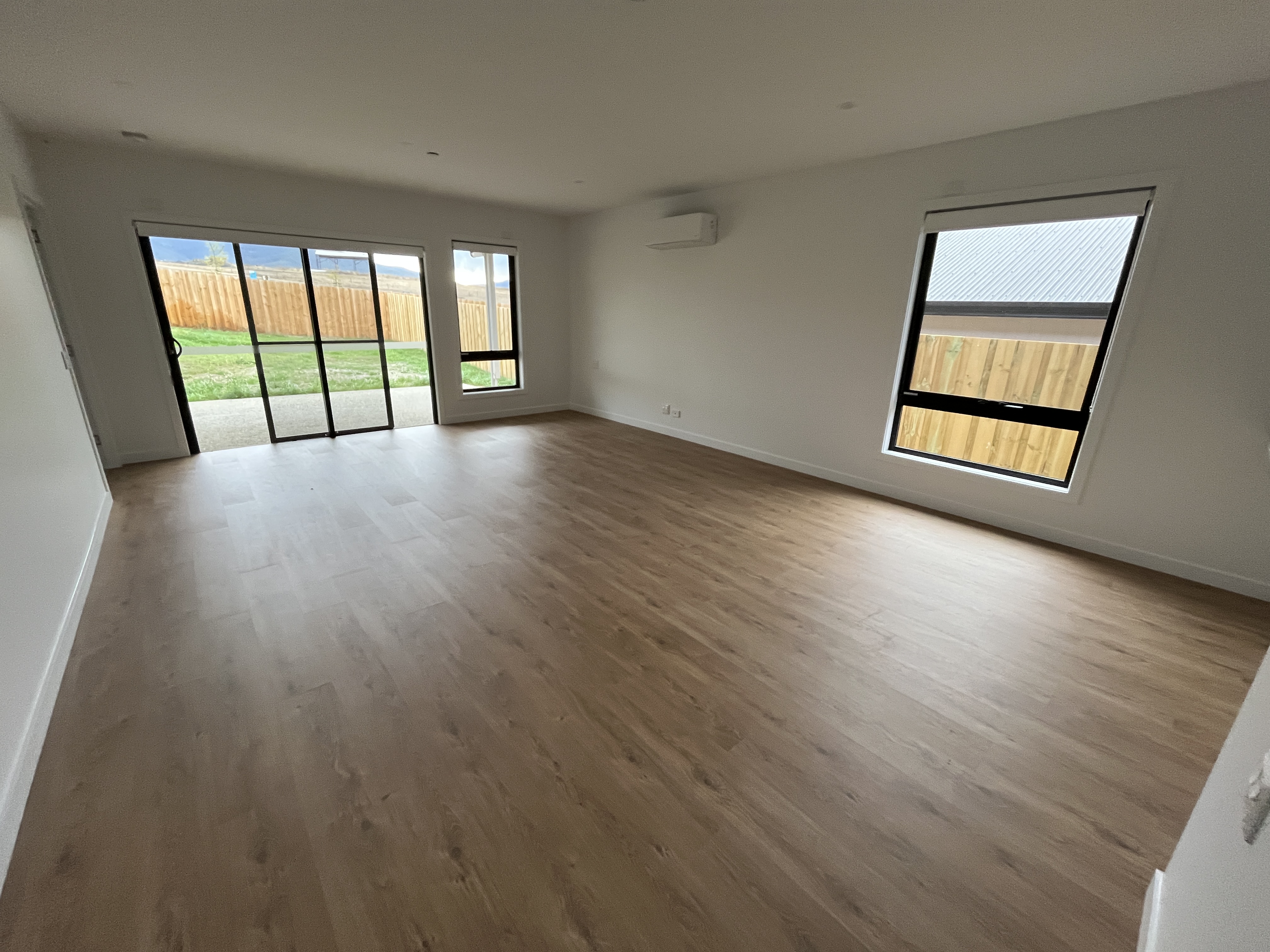 Old Beach – 1 Vacancy — Home image 6