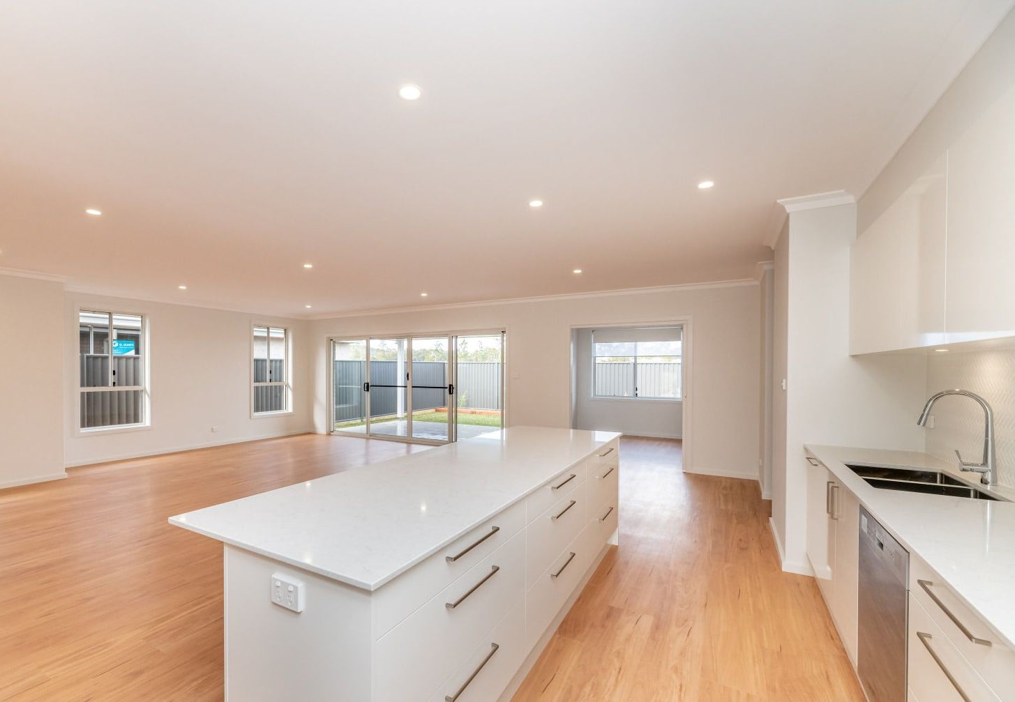 Forster — Home image 2