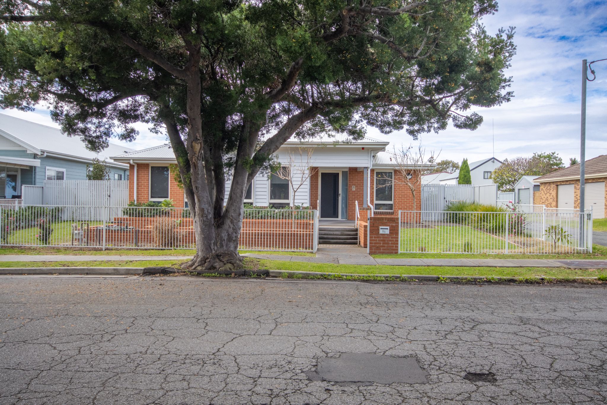 VACANCY in Beautiful Home in Stockton NSW! — Home image 5
