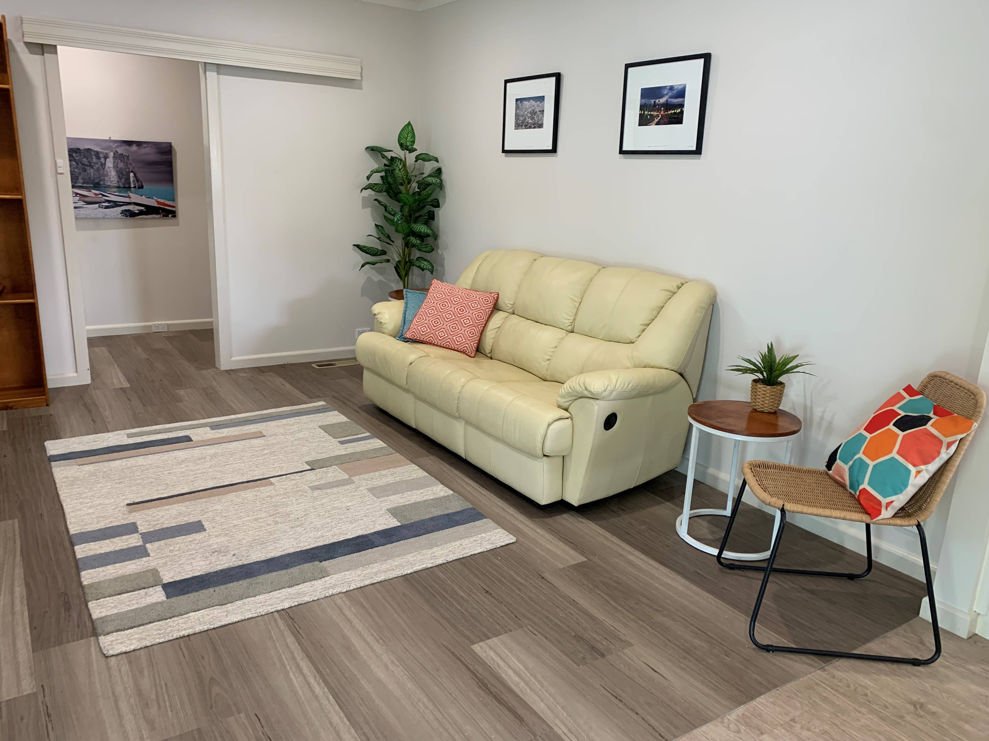 Lovely 3 bedroom MTA to live in by yourself — Home image 5