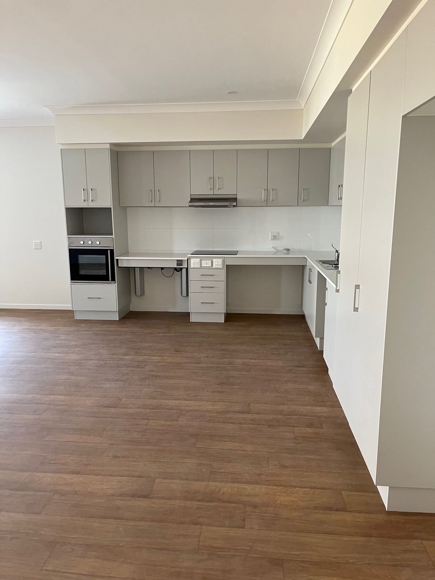 High Physical Support Home in Townsville — Home image 4