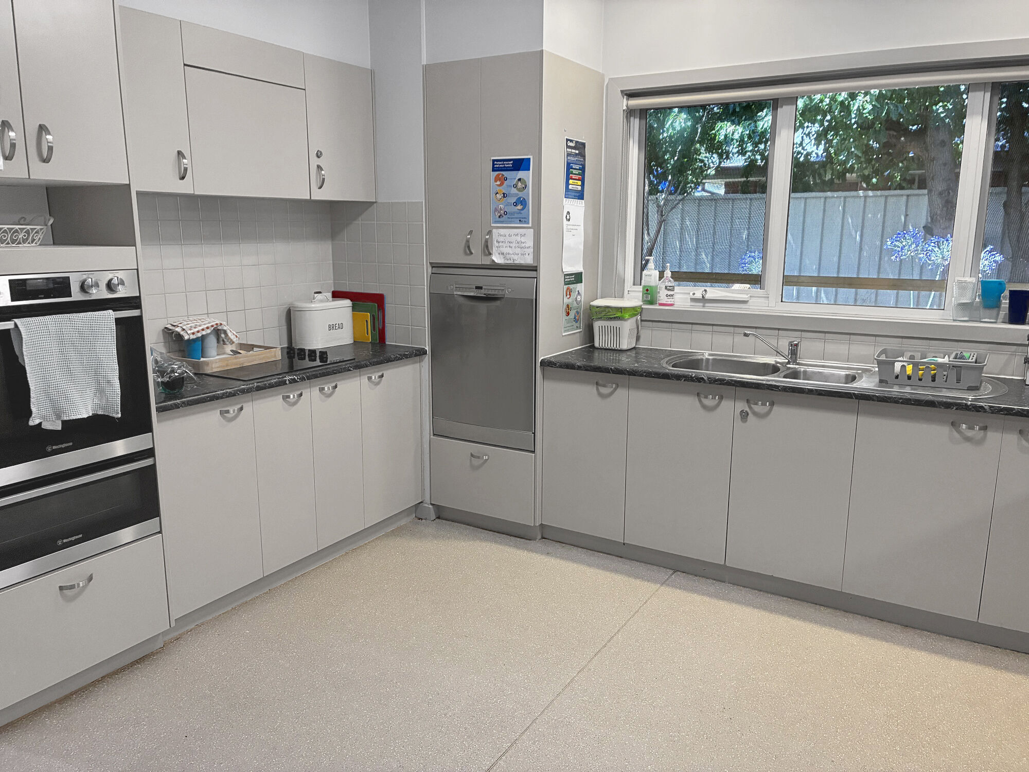 Beautiful home in a peaceful area, close to the Bendigo CBD. — Home image 4
