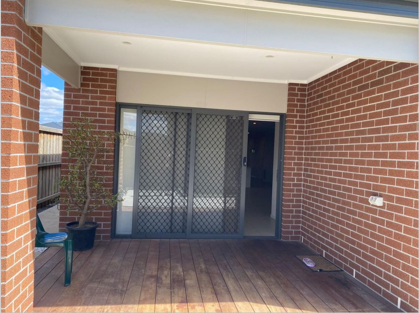 Cranbourne East, VIC — Home image 17