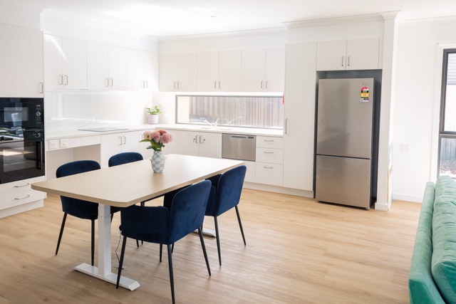 3 Bedroom Shared Home, Morwell — Home image 4