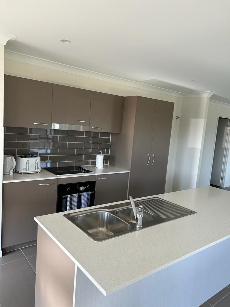 Pimpama SIL - Free Rent 6 months — Home image 4