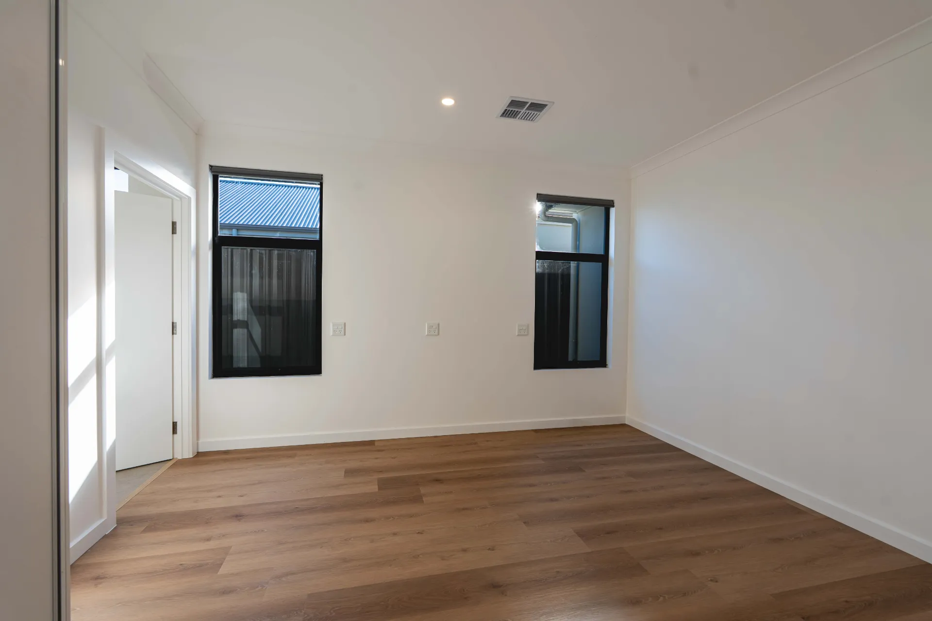 P 041 Willow — Home image 6