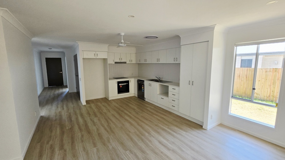 Hervey Bay Coastal Improved Liveability SDA Home + OOA — Home image 3