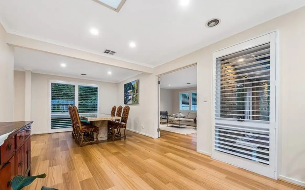 Elegant and Expansive SIL Home in Caulfield — Home image 2