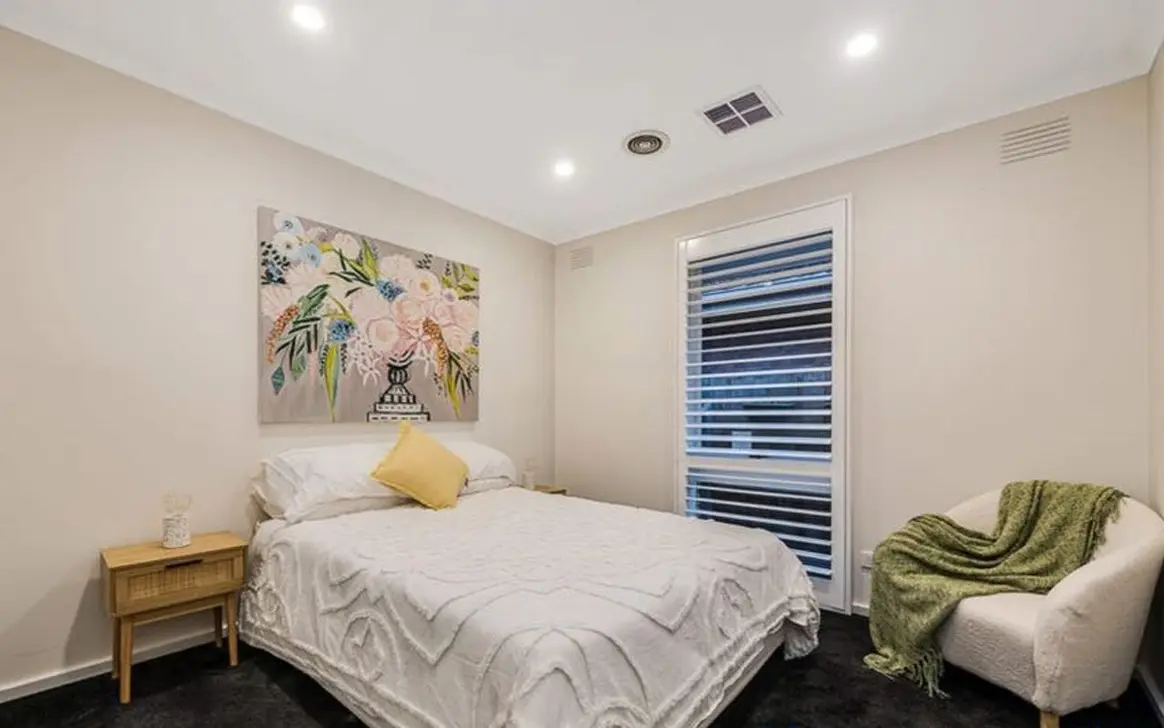 Elegant and Expansive SIL Home in Caulfield — Home image 3