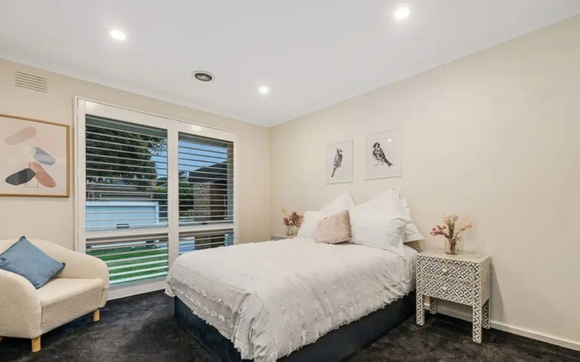Elegant and Expansive SIL Home in Caulfield — Home image 4