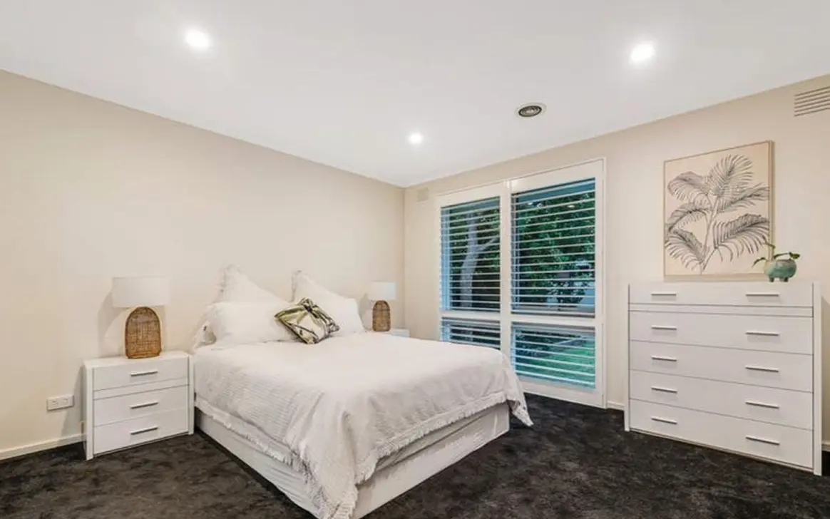Elegant and Expansive SIL Home in Caulfield — Home image 8