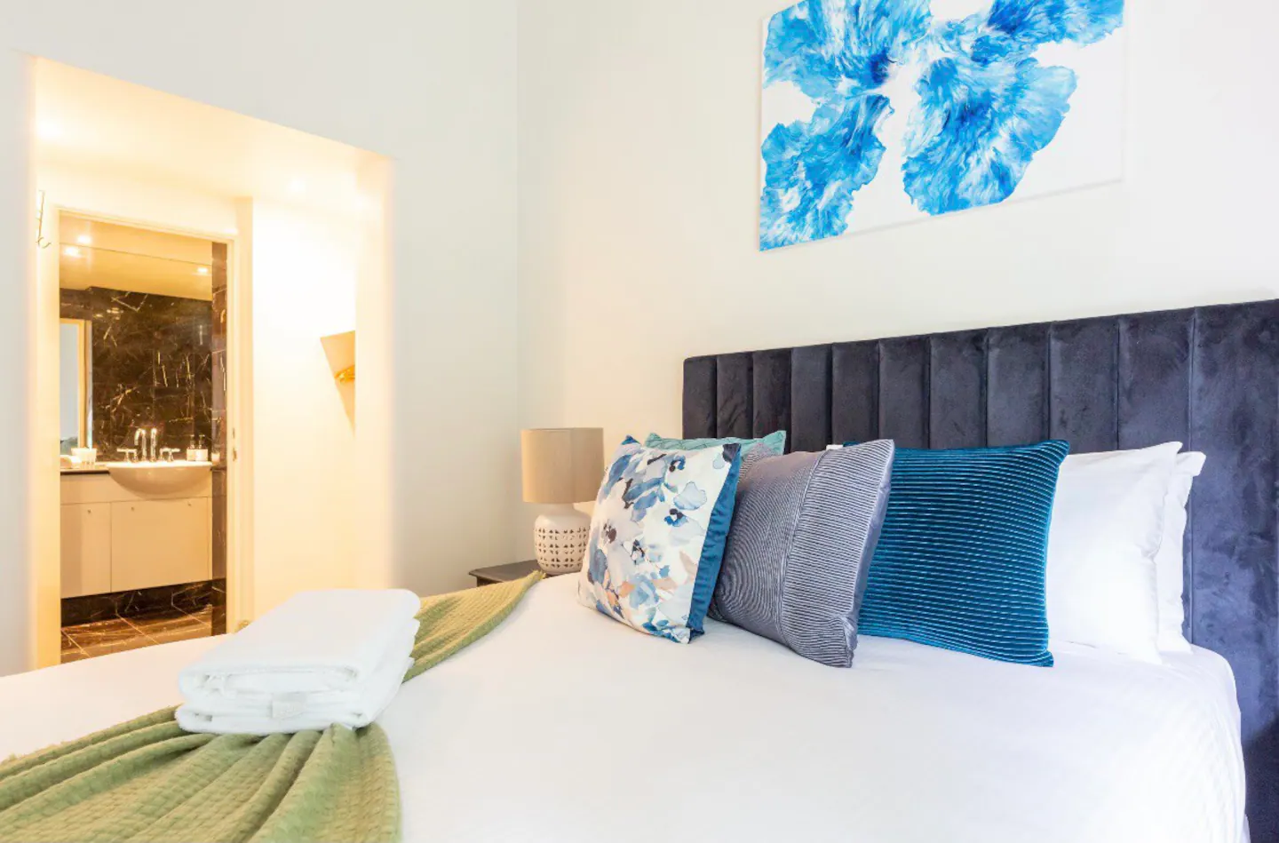 Accessible Accommodation in East Melbourne - Available now for MTA/STA — Home image 4