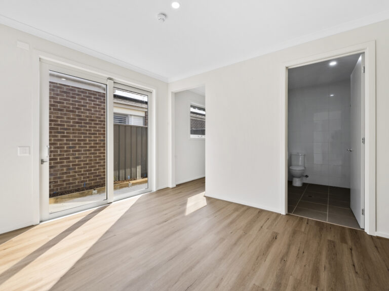 Cranbourne (Tinnadice Road) — Home image 2