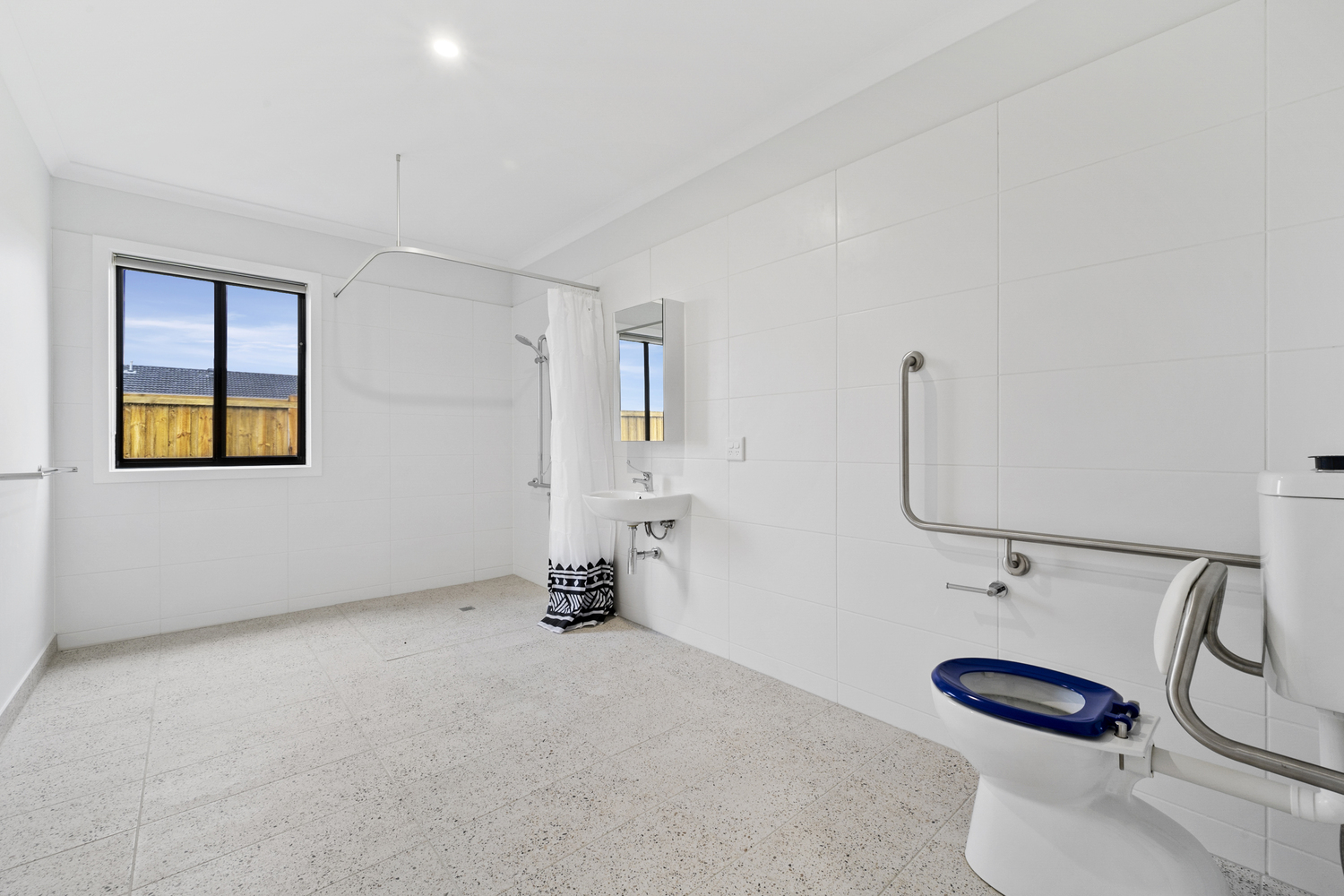 Brand new home on an acre lot — Home image 7
