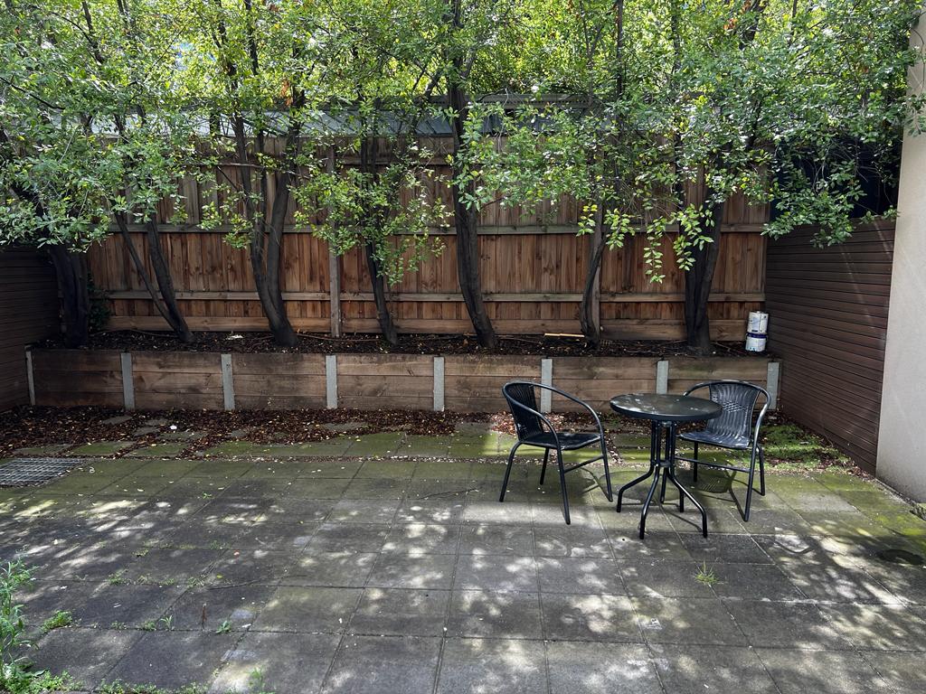 Fully HPS Accommodation is available in Elsternwick -SIL/MTA — Home image 7