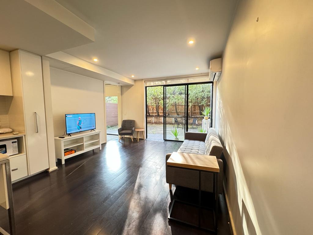 Fully HPS Accommodation is available in Elsternwick -SIL/MTA — Home image 11