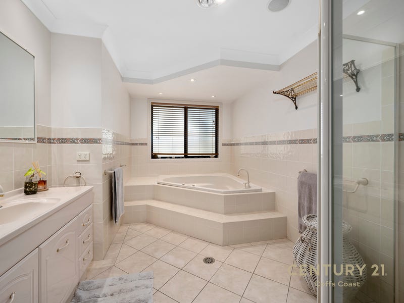 SIL in tranquil and peaceful setting Crabbe St Woolgoolga — Home image 7