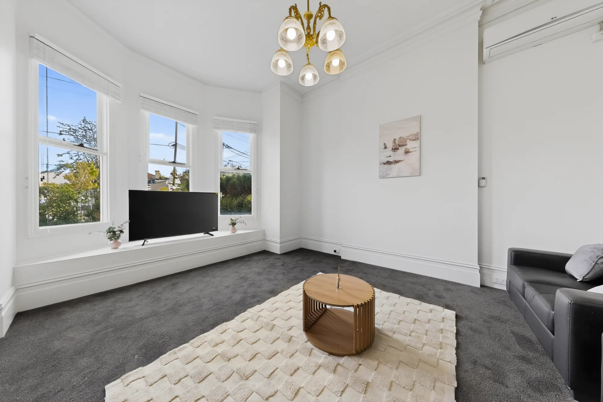 Beautiful SIL Home in Clifton Hill — Home image 4
