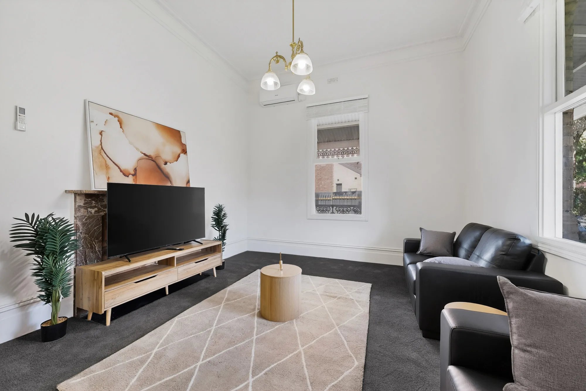 Beautiful SIL Home in Clifton Hill — Home image 5