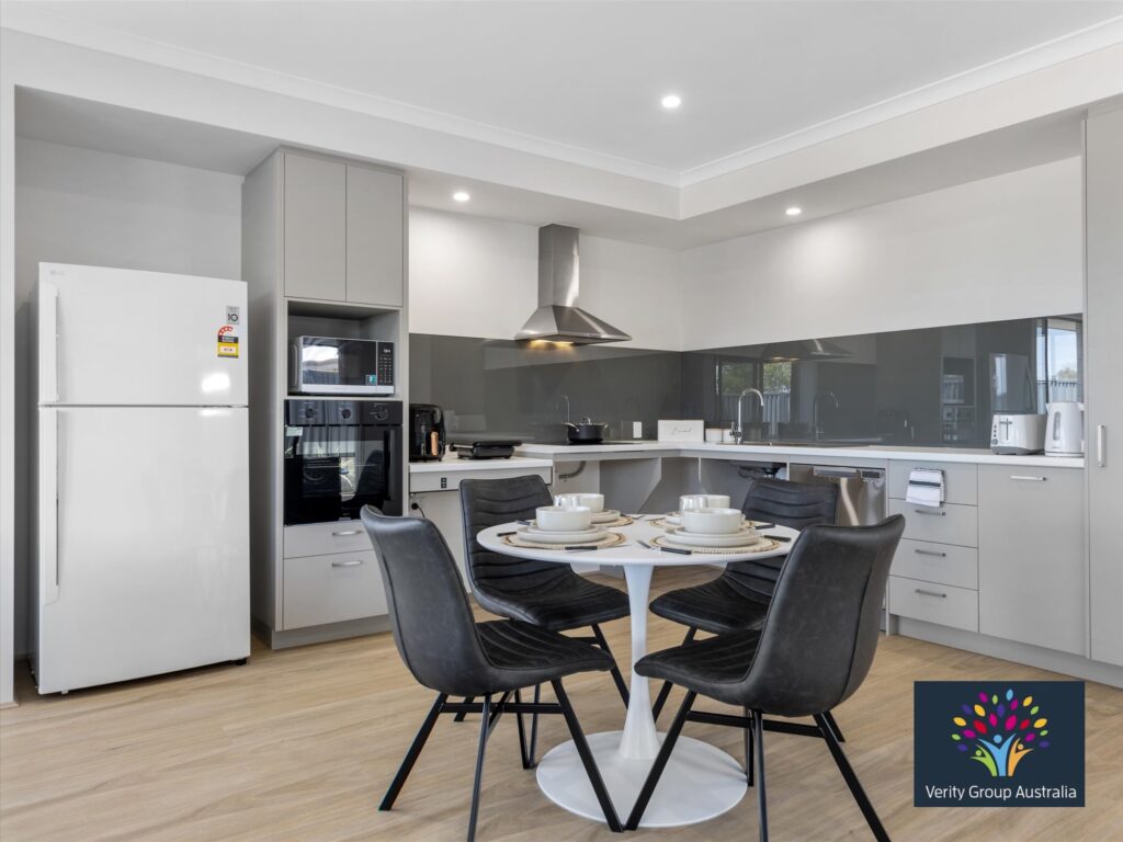 Dudley Park NEW 3 Bed HPS Home with Onsite Overnight Room — Home image 35