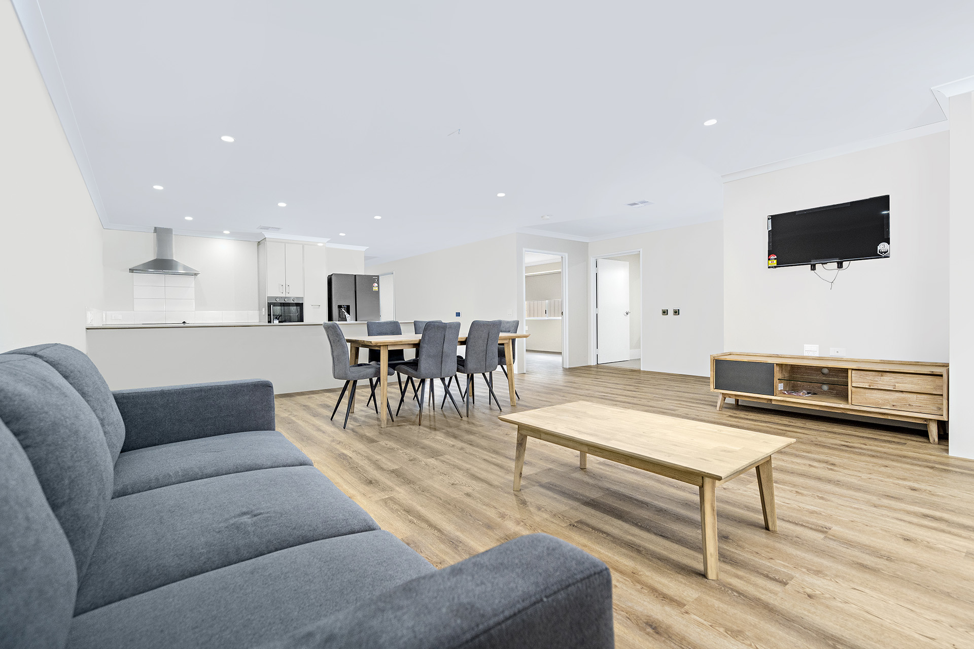 Enjoy tranquility and convenience of your new home in Geraldton — Home image 2