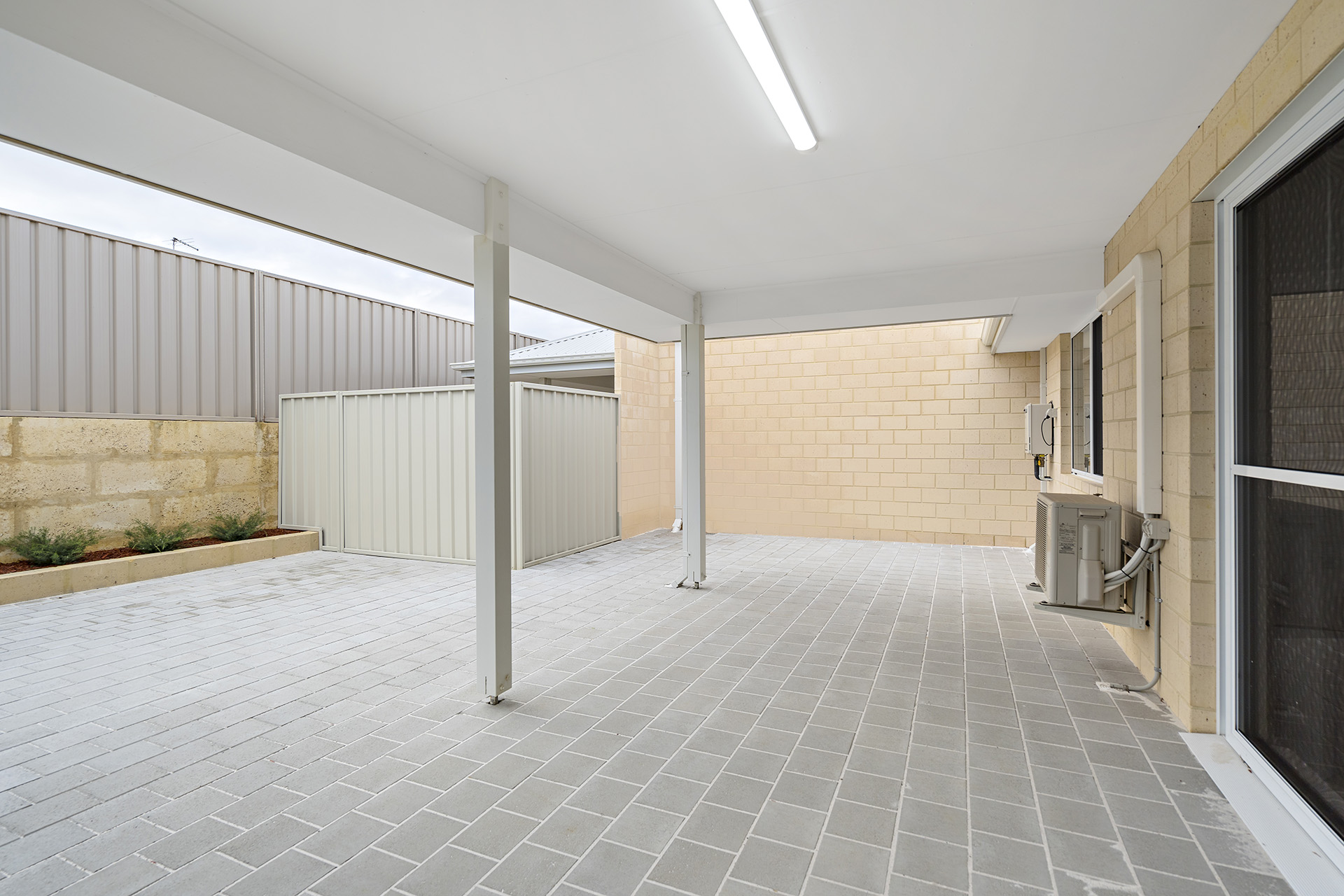 Enjoy tranquility and convenience of your new home in Geraldton — Home image 2